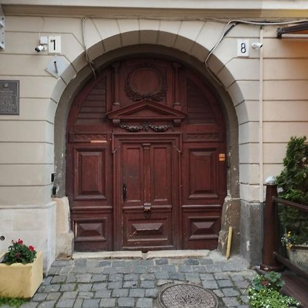 Na Katedralniy Apartman Lviv Kültér fotó