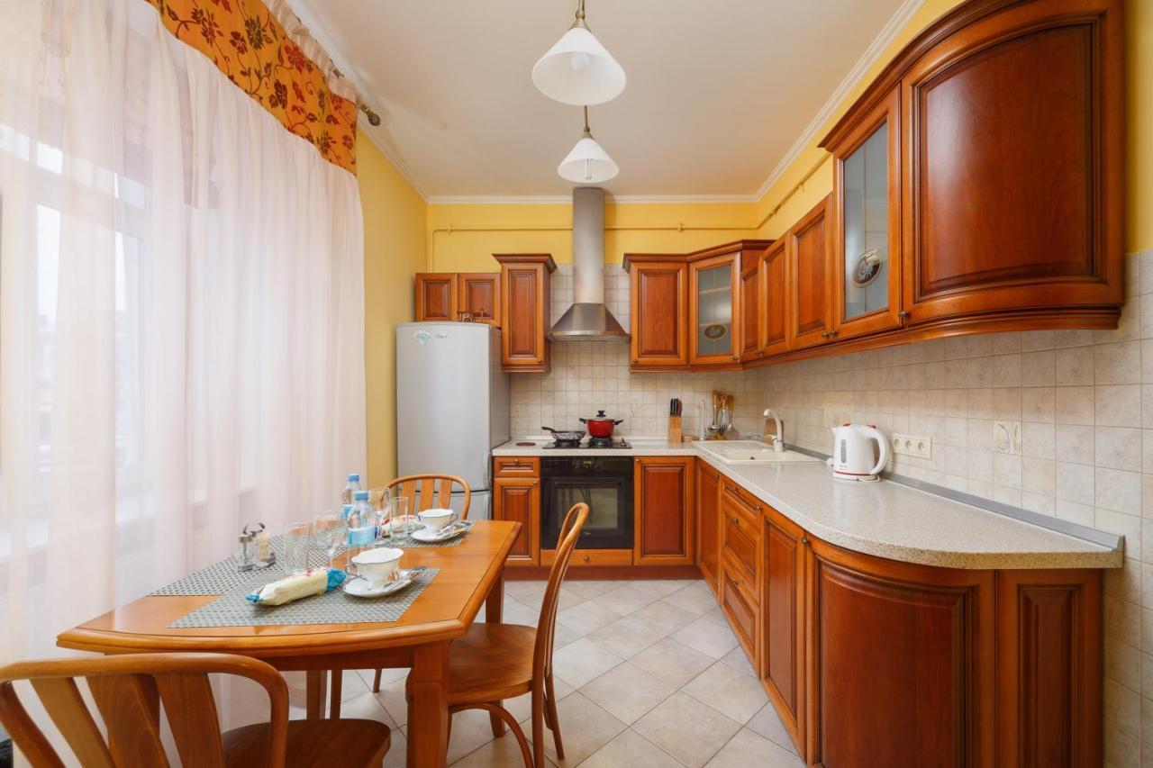 Na Katedralniy Apartman Lviv Kültér fotó